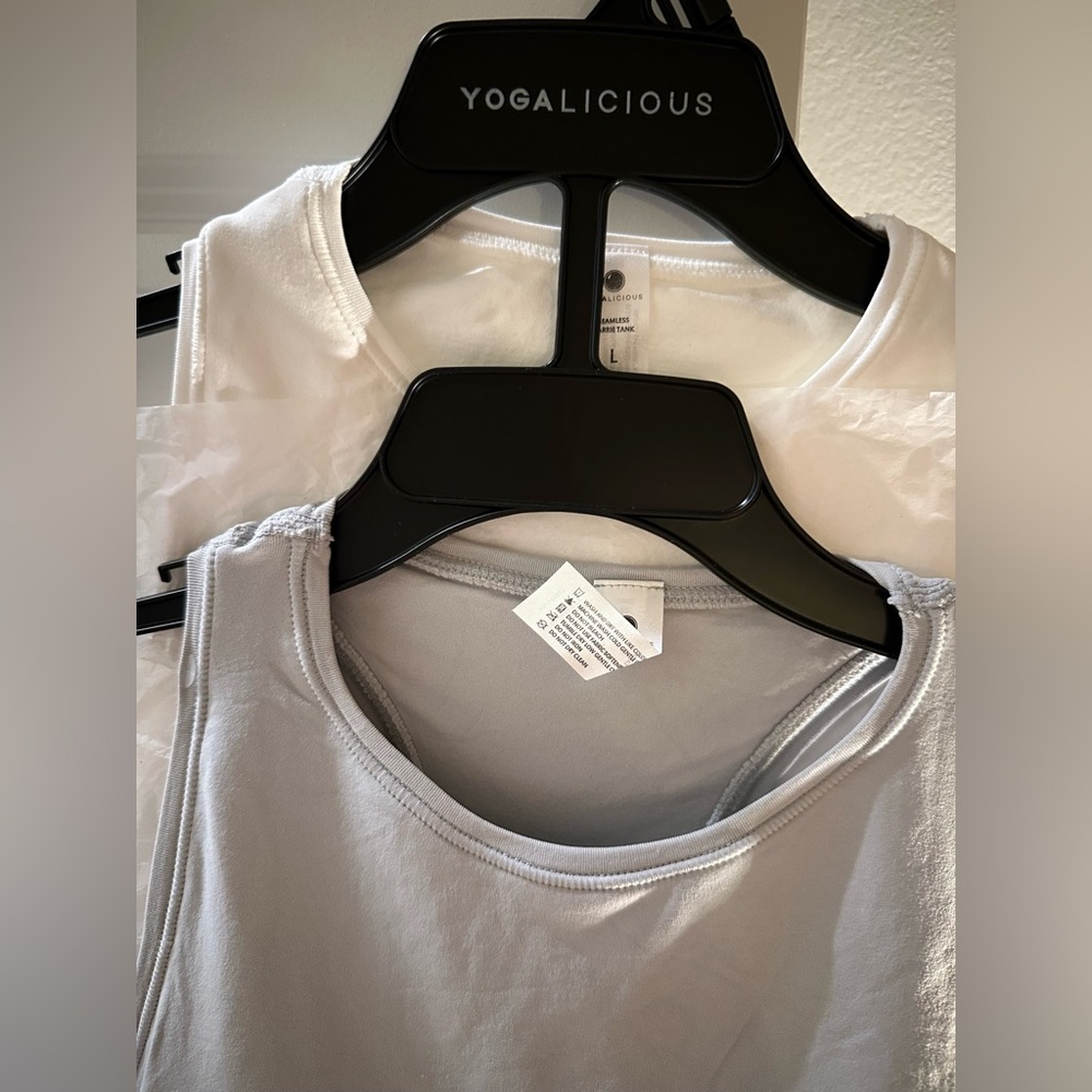 NWT Yogalicious Women's Gray and White Tank Tops (SIZE: S) - Picture 5 of 9